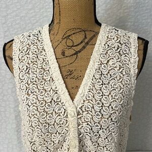 LIZ- SPORT VINTAGE COTTON VEST TOP 10
